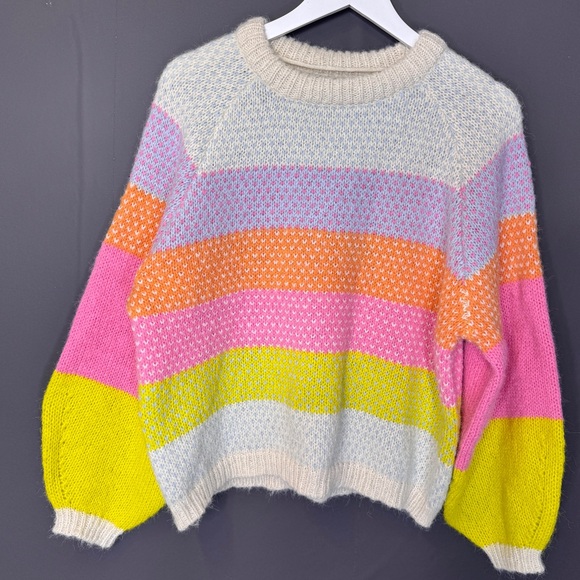Stitch Fix. Vero moda. Cruz Rainbow stripe crewneck sweater. Size L - Picture 6 of 9